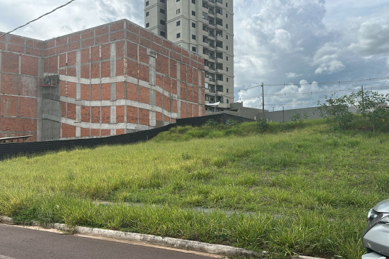 Terreno 548.24m Umuarama-PR 175